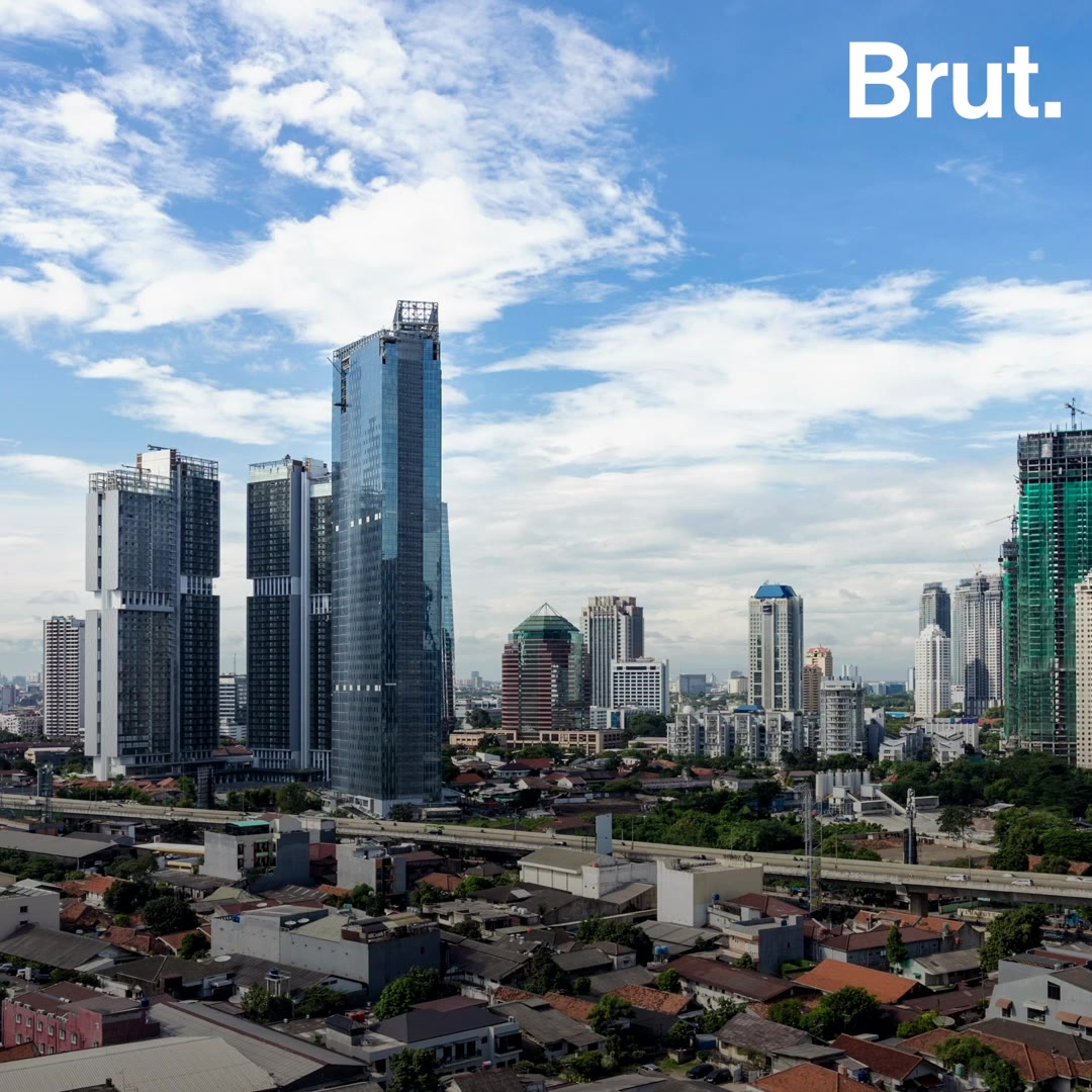 La capitale Indon sienne Jakarta  sous les eaux Brut  La capitale Indon sienne Jakarta  sous les eaux Brut