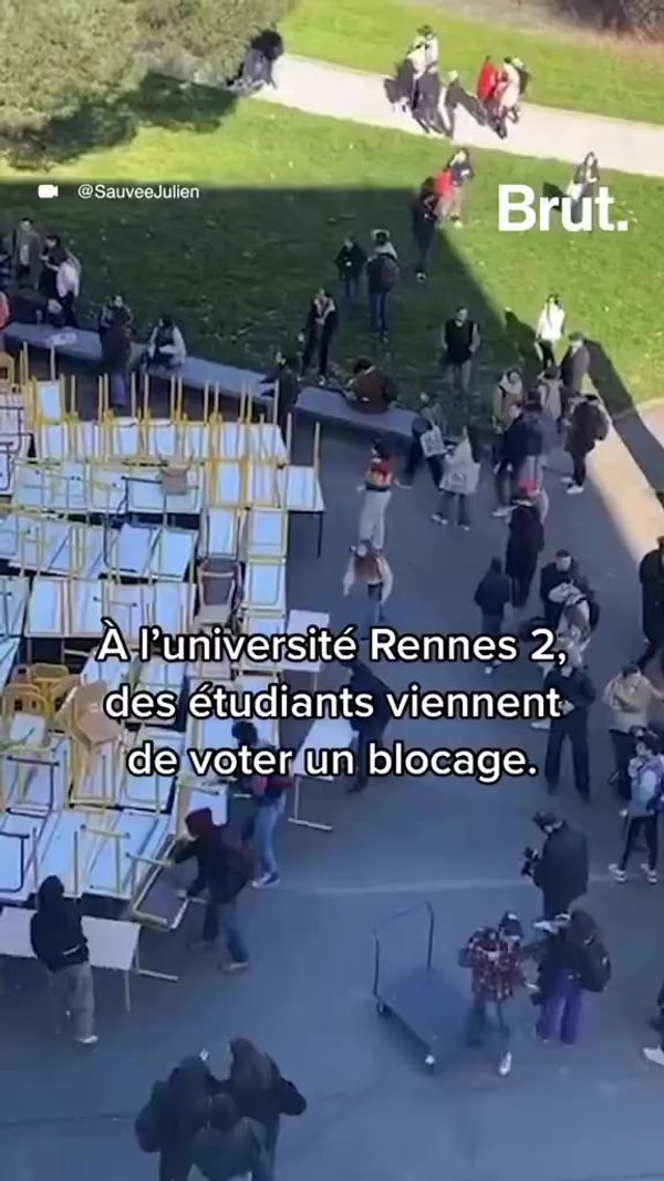 À l’université Rennes 2, des étudiants viennent de voter un blocage. | Brut.