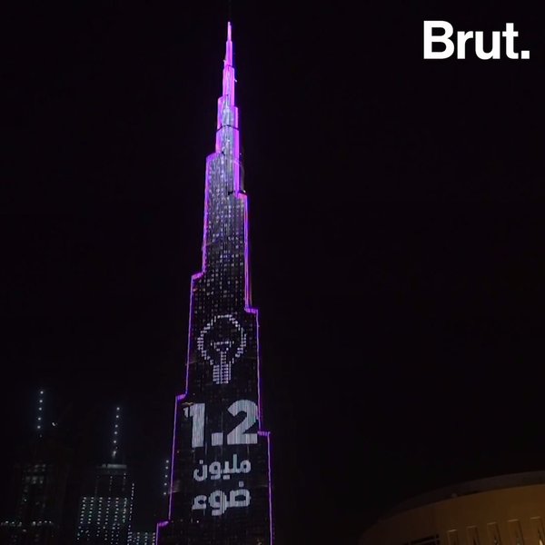 Dubai's Burj Khalifa Lights Up in Coronavirus Support Brut.