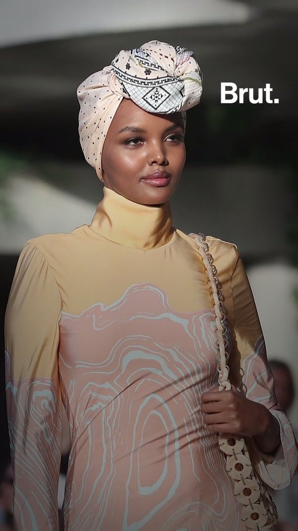 Esta es la vida de Halima Aden Brut.