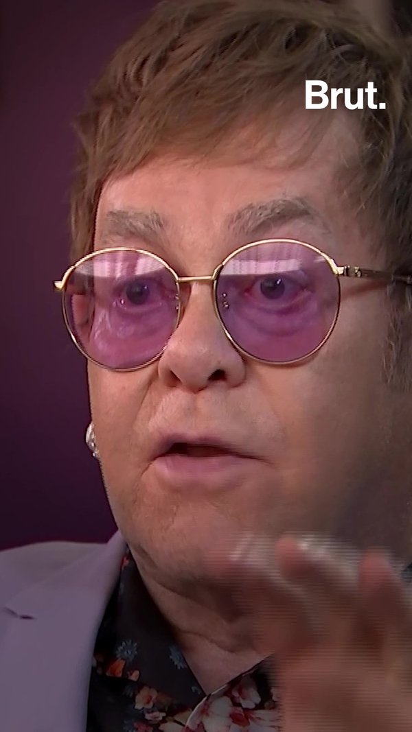 La historia de Elton John Brut.