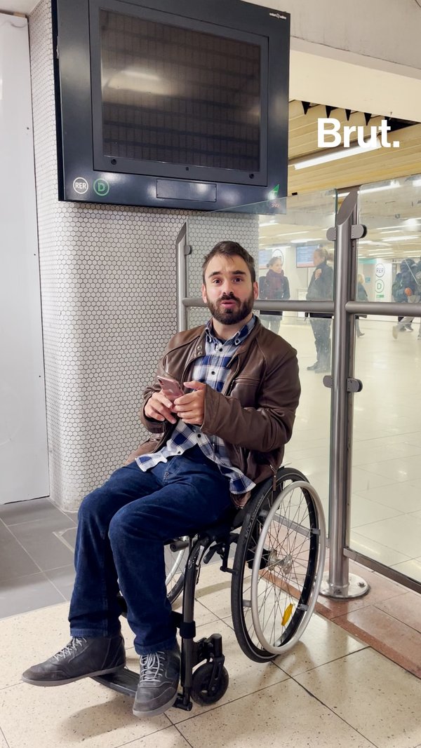 Les transports parisiens sont-ils adaptés aux fauteuils roulants? | Brut.