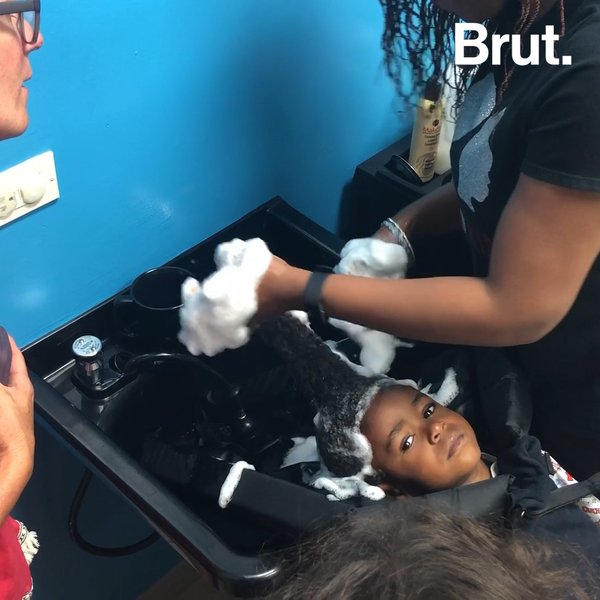 Nonprofit Teaches Adoptive Parents to Style Afro-Textured Hair | Brut.